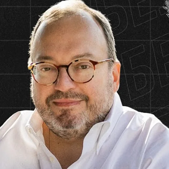 Станислав Белковский